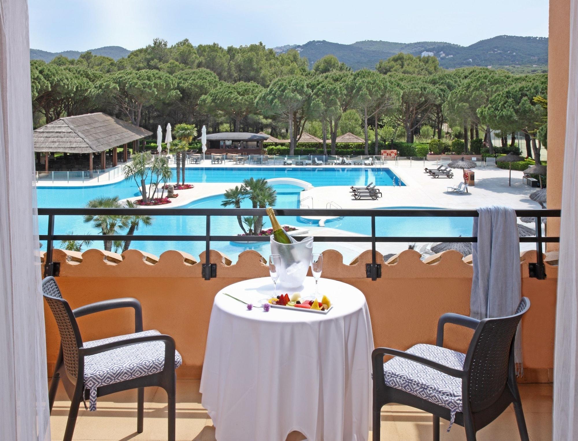 La Costa Hotel Golf & Beach Resort Pals Eksteriør billede